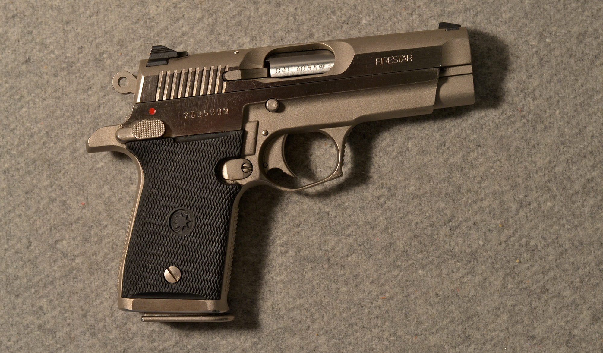 Star ~ Firestar ~ .40 S&W | Bass Pro Shops